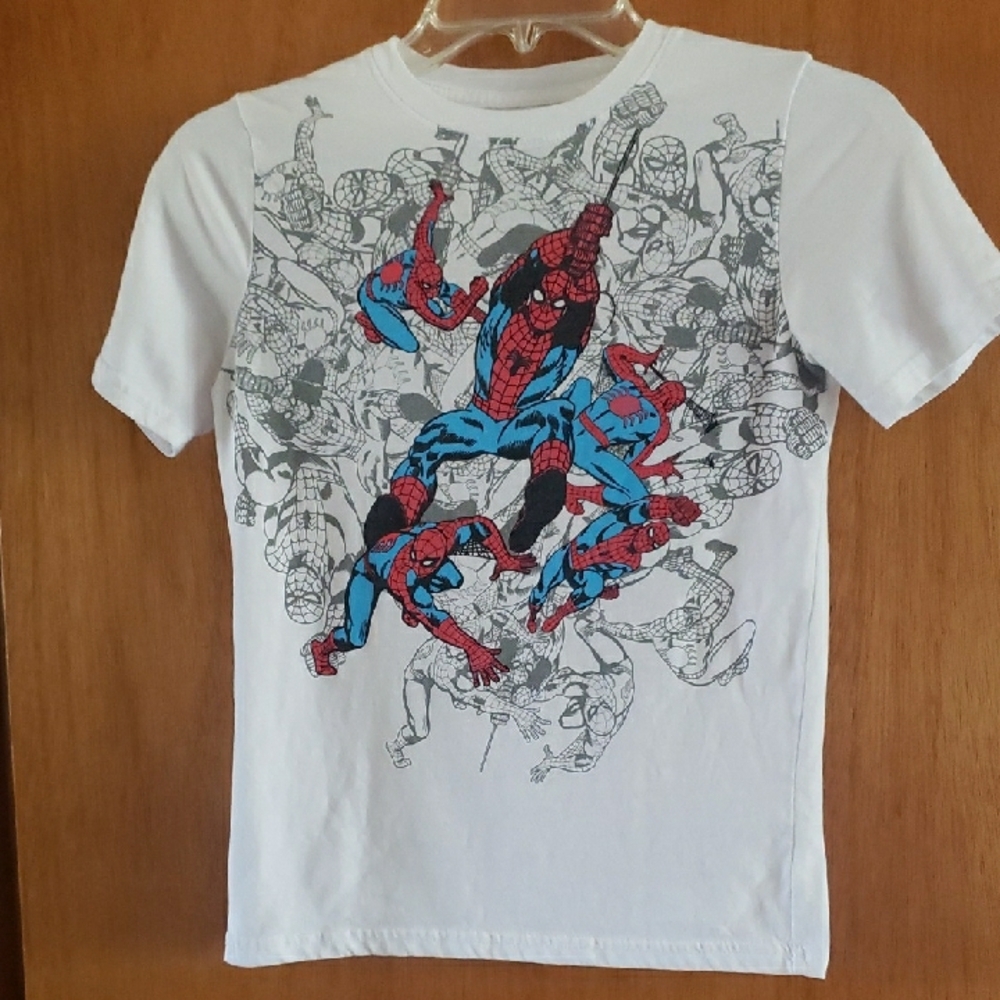 Marvel White Graphic Tee